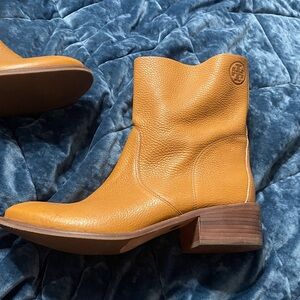 Tory Burch Tan Leather Heeled Boots